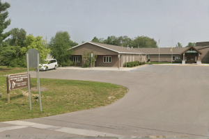 Grand Traverse Band of Ottawa e escritório tribal dos índios Chippewa no condado de Benzie, Michigan, enquanto a tribo busca um processo federal sobre os regulamentos de jogos do Crystal Shores Casino.