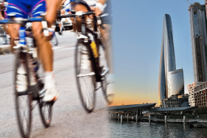Cobertura do SBS Tour de France e imagem do resort cassino Crown Sydney usada na decisão da ACMA sobre violação de publicidade de jogos de azar durante transmissão esportiva ao vivo.