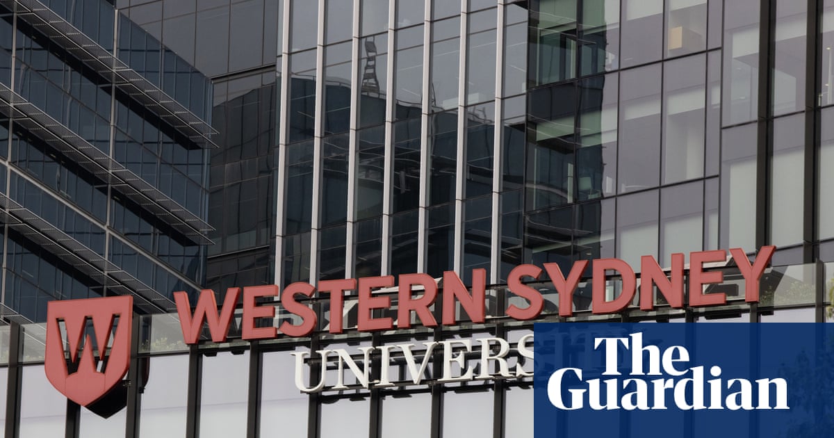 Acadêmico de Sydney usou IA para escrever um artigo de opinião SMH pedindo aos alunos que evitassem o uso de tecnologia para 'cortar atalhos'