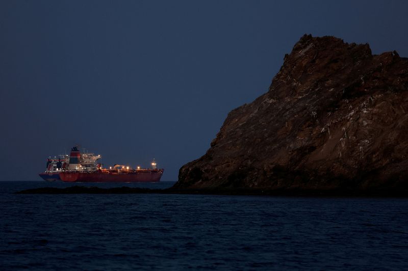 Agência da ONU trabalha para reiniciar evacuações de Ormuz após ataque de navio