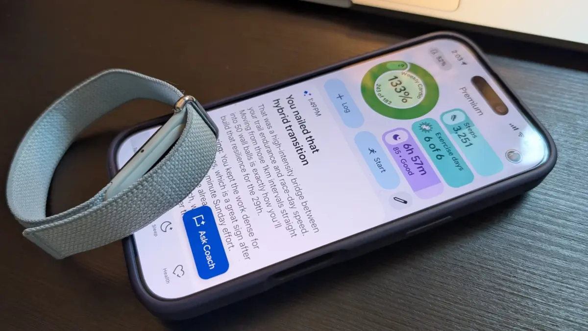 Google Fitbit Air - Rastreador de atividades sem tela com monitoramento de condicionamento físico, frequência cardíaca e sono - Treinamento personalizado com tecnologia de IA - Bateria com duração de até 7 dias - Funciona com iOS e Android - Berry