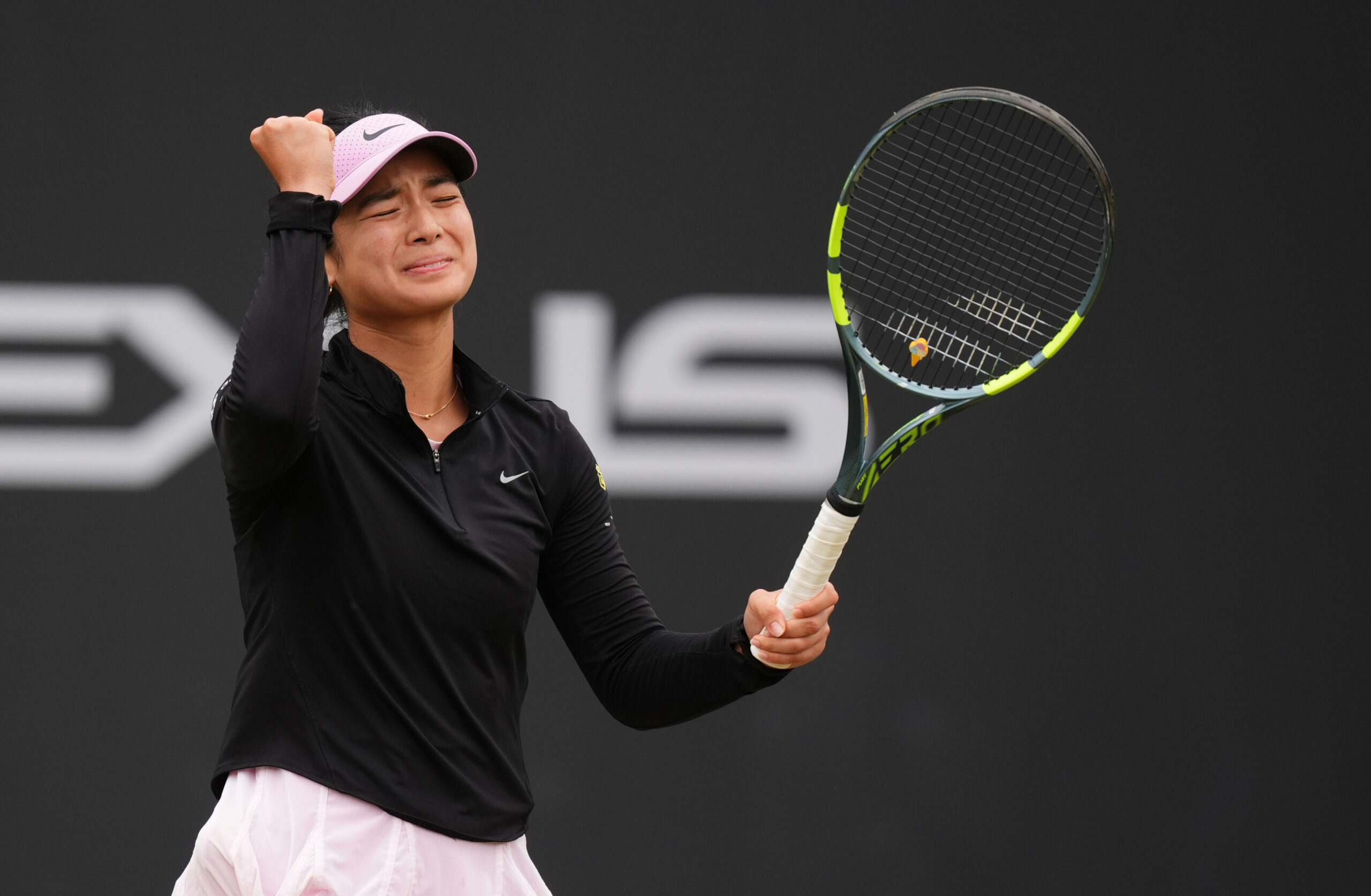 Alex Eala x Nikola Bartunkova conquista o título do Birmingham Open