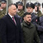 Altos funcionários ucranianos devolvem prêmios poloneses na disputa da Segunda Guerra Mundial