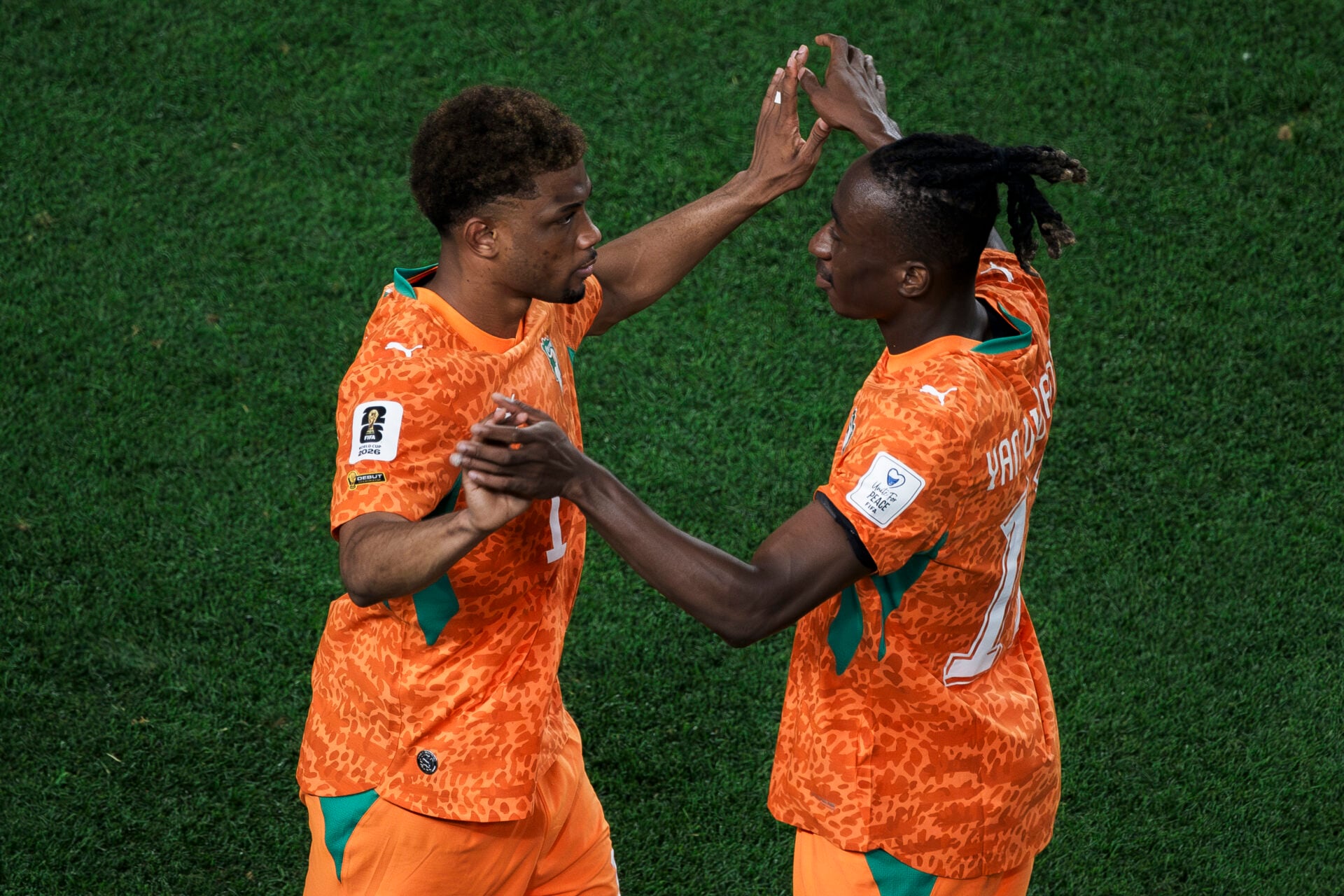 Amad Diallo envia mensagem 'de ouro' a Yan Diomande depois que ele abre portas para transferência para a Premier League