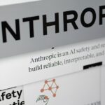 Anthropic pede que os laboratórios de IA façam uma pausa e alerta que os humanos correm o risco de perder o controle
