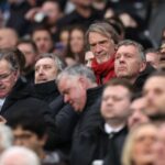 Arquivo oficial revela que Glazers pode acionar cláusula para forçar Sir Jim Ratcliffe à venda total do Man United