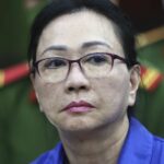 Uma bolsa Birkin que pertenceu a Truong My Lan, que foi vendida em leilão. - Centro de serviços de leilão de ativos da cidade de Ho Chi Minh