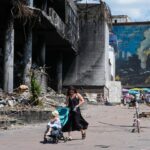 Ataque com mísseis mata três na Ucrânia enquanto a Rússia sente a pressão econômica da guerra