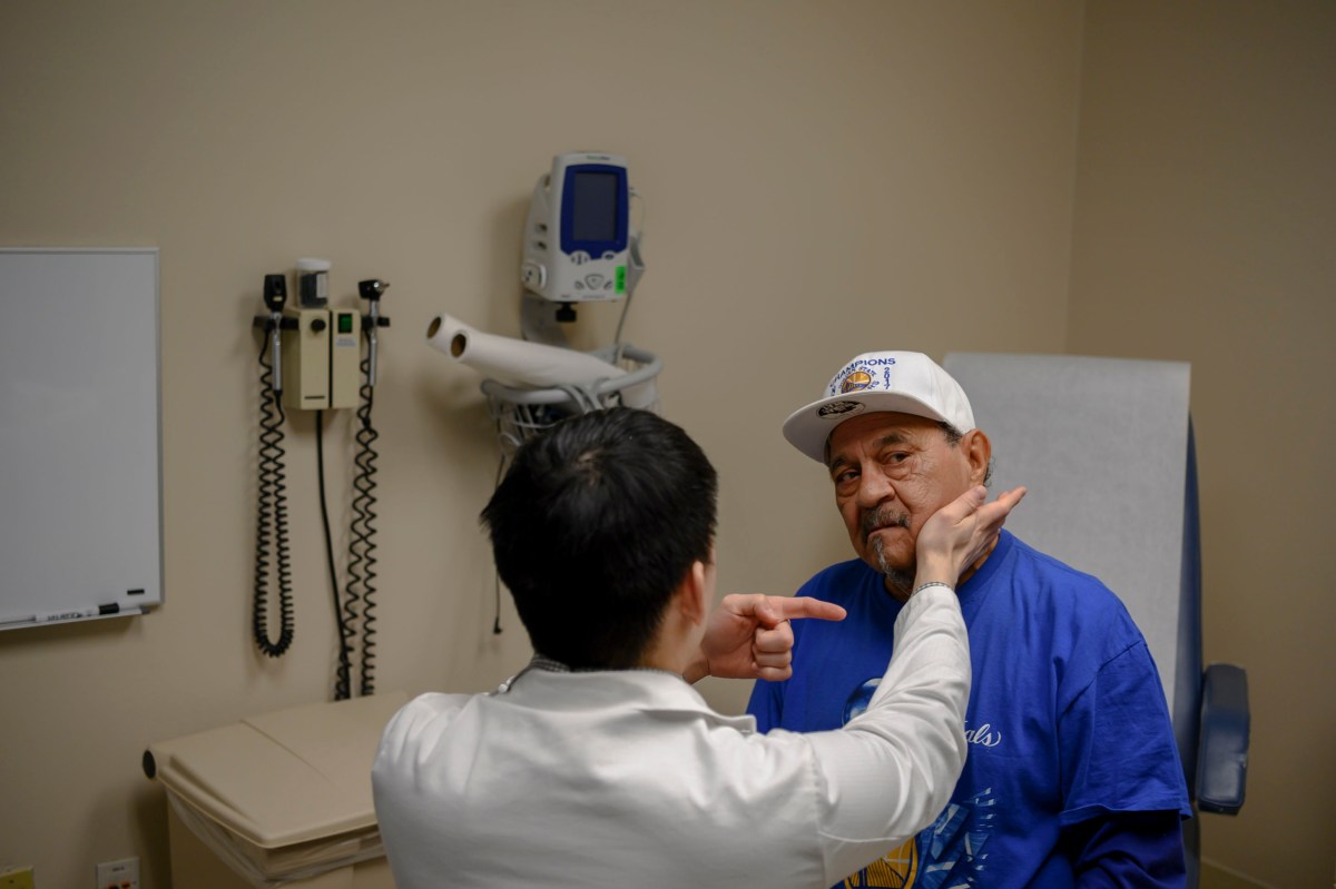 José Najera performs a series during vascular checkup following a recent operation on a carotid artery at the San Francisco VA Medical Center June 4, 2019.  (Josie Norris/San Francisco Chronicle via AP)
