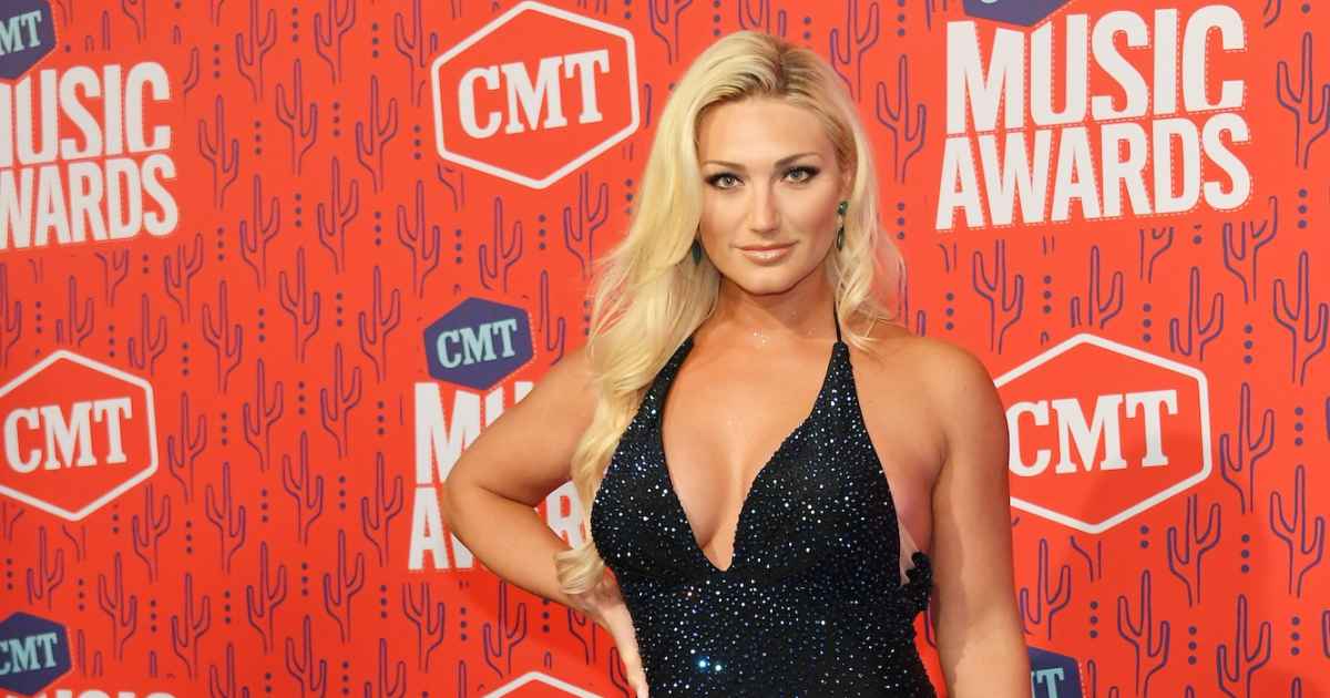 Brooke Hogan diz que está voltando à realidade com o marido gêmeos depois do drama