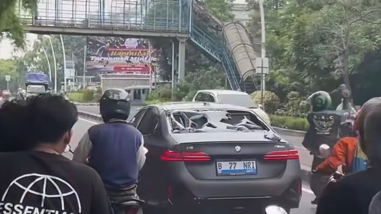 Bukan Cuma Kecelakaan, Mobil Listrik BMW i5 yang Viral Ternyata Bermasalah