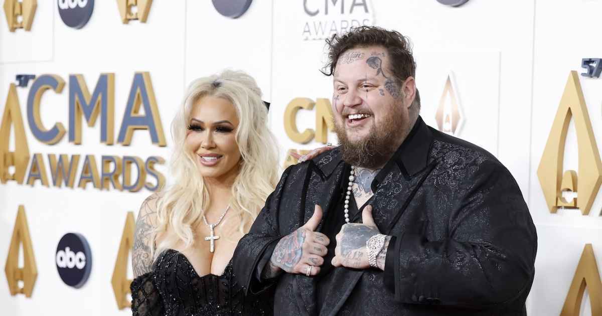 Jelly Roll e sua esposa Bunnie XO ‘superaram tantas coisas juntas’