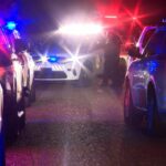Caçada em andamento no Mississippi pelo assassino em triplo homicídio que deixou criança morta ao lado de mãe e tia