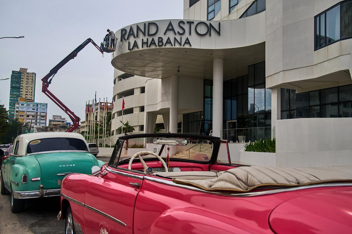 Cadeia hoteleira espanhola Meliá fechará hotéis em Cuba, no último golpe para o setor de turismo da ilha