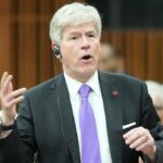 Canadá pretende construir até 10 novos reatores nucleares até 2040