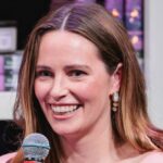 Carley Fortune detalha a 'longa' ligação que teve com Meghan Markle sobre a adaptação de 'Meet Me at the Lake'