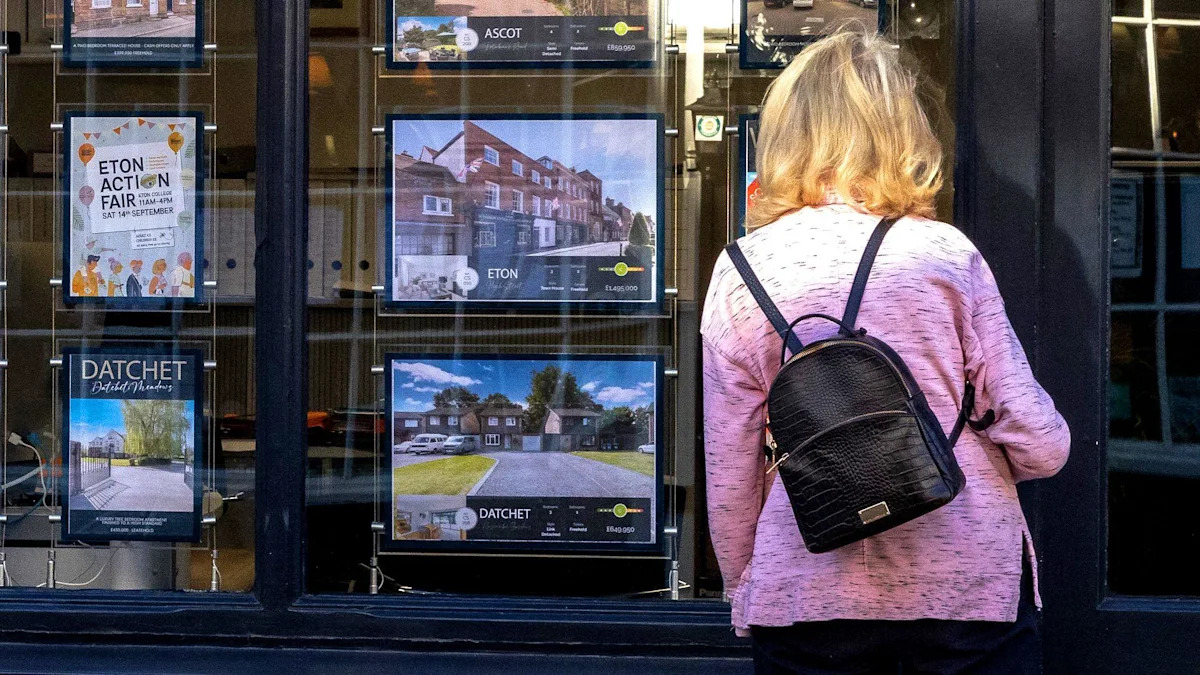 Casas mais difíceis de vender porque as altas taxas de hipoteca frustraram os compradores