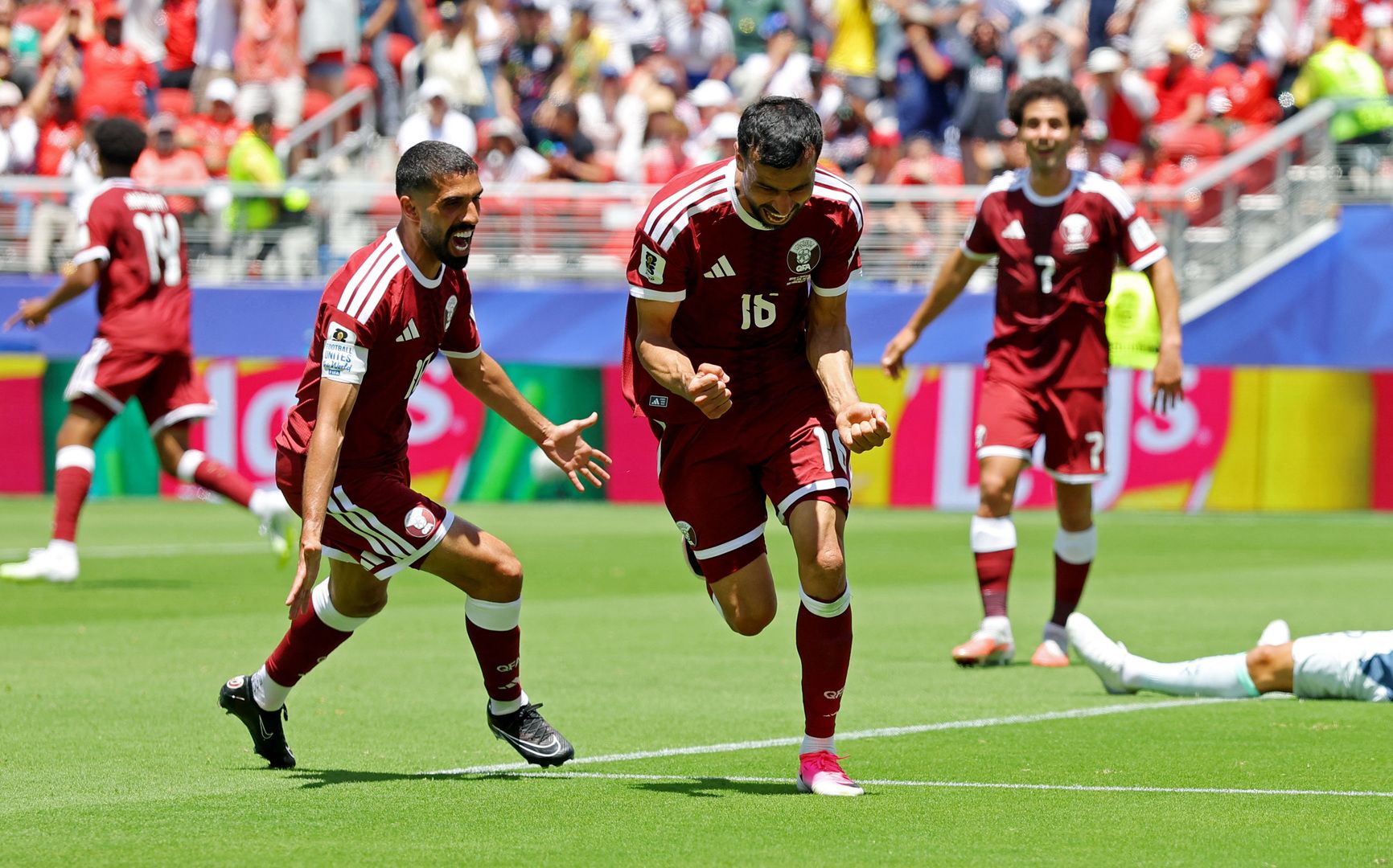 Catar conquista primeiro ponto em Copa do Mundo