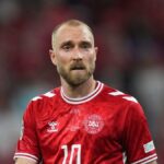 Christian Eriksen desmaia novamente em amistoso entre Dinamarca e Ucrânia