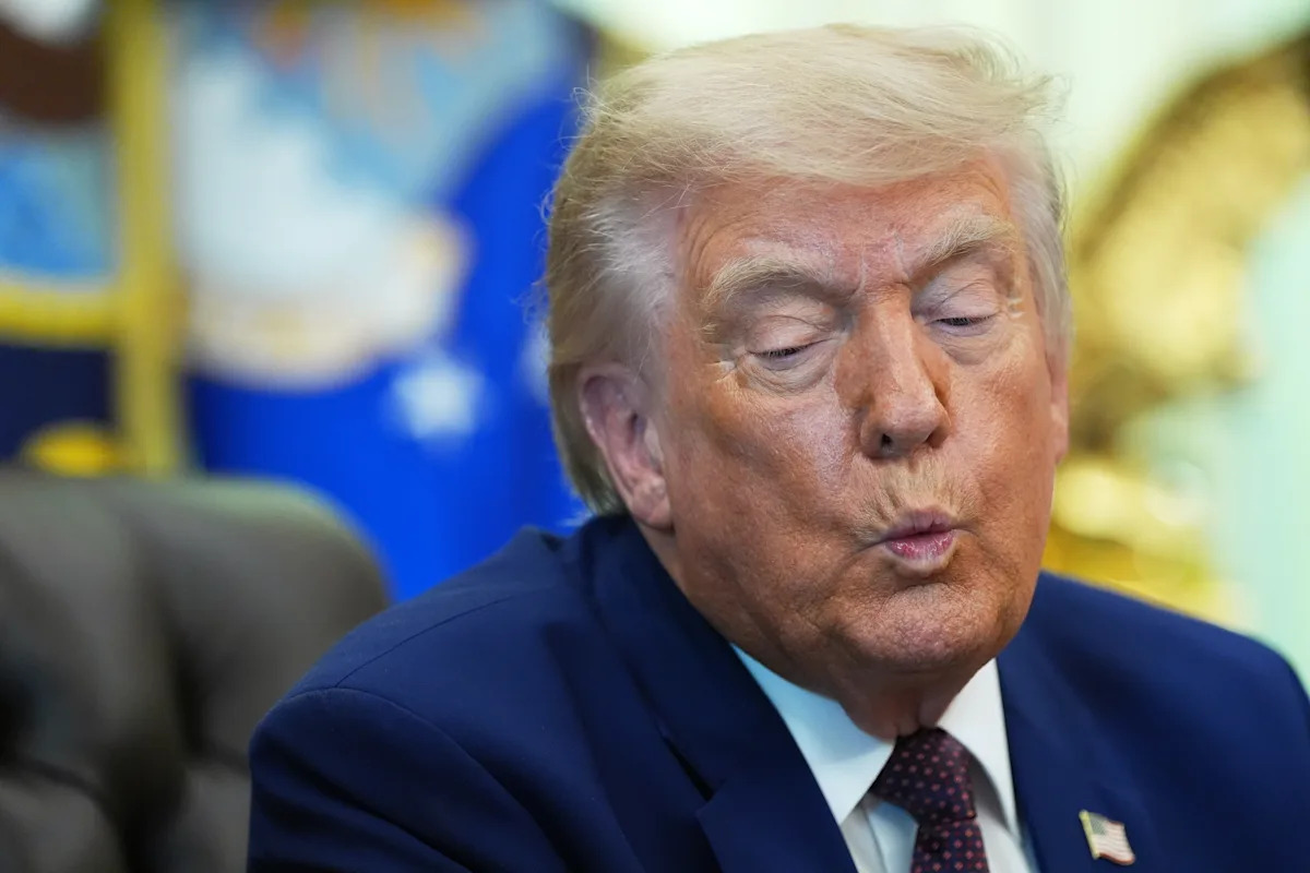 Com Trump em espera na guerra com o Irã, aliados e críticos temem que ele corra o risco de ficar encurralado