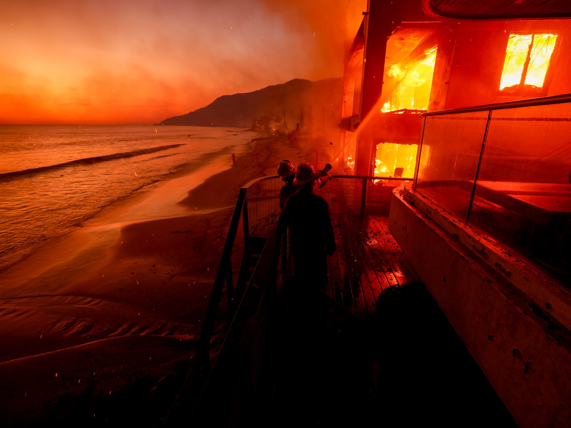Começa o julgamento do homem acusado de provocar o incêndio em Palisades na Califórnia