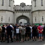 “Como ratos numa gaiola”: Por dentro da crise de sobrelotação prisional na Europa