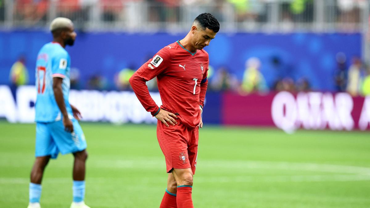 Copa do Mundo FIFA 2026 – Não faz sentido substituir Ronaldo, diz o técnico de Portugal, Martinez