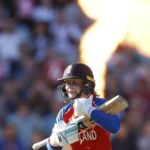 Copa do Mundo T20 Feminina de 2026: Danni Wyatt-Hodge marca século pela Inglaterra contra o Sri Lanka