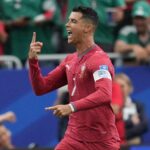 Cristiano Ronaldo se torna o primeiro jogador a marcar em seis Copas do Mundo