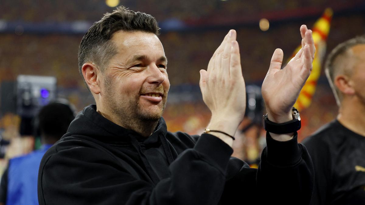 Crystal Palace nomeia Pierre Sage como técnico