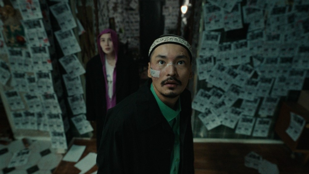 Diretor de 'Sicko' sobre Por que Gory Kazakh 'Parasite' 'Não é tão violento quanto a própria vida': 'A vida tem muito mais do que ter medo'
