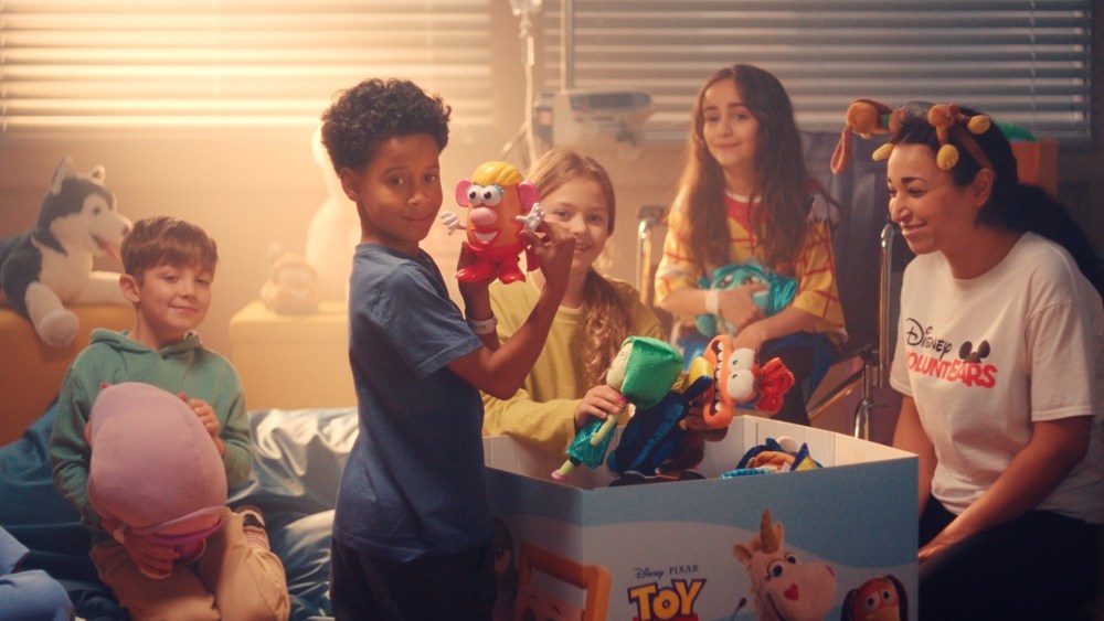 Disney lança novo curta de 'Toy Story' 'Jessie Saves the Day' para promover a iniciativa filantrópica 'The Magic of Movies'