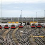 Dois trens colidem perto de Bedford, norte de Londres