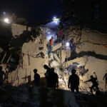 Edifícios desabam enquanto fortes terremotos abalam a Venezuela
