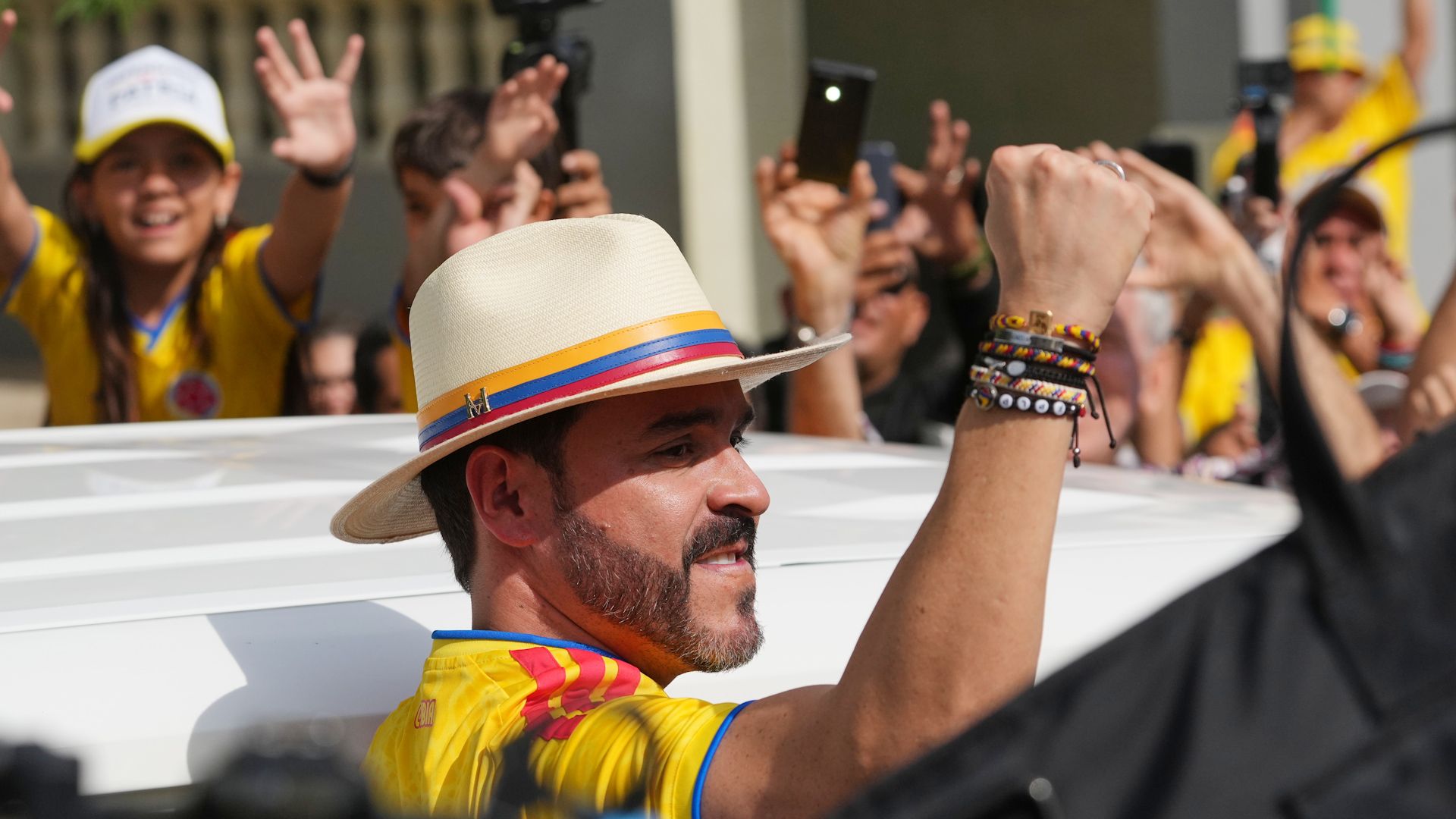 Eleições na Colômbia acontecem enquanto Abelardo de la Espriella lidera as pesquisas