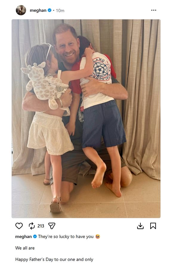 Meghan Markle postou uma linda foto do Príncipe Harry abraçando Archie e Lilibet para marcar o Dia dos Pais