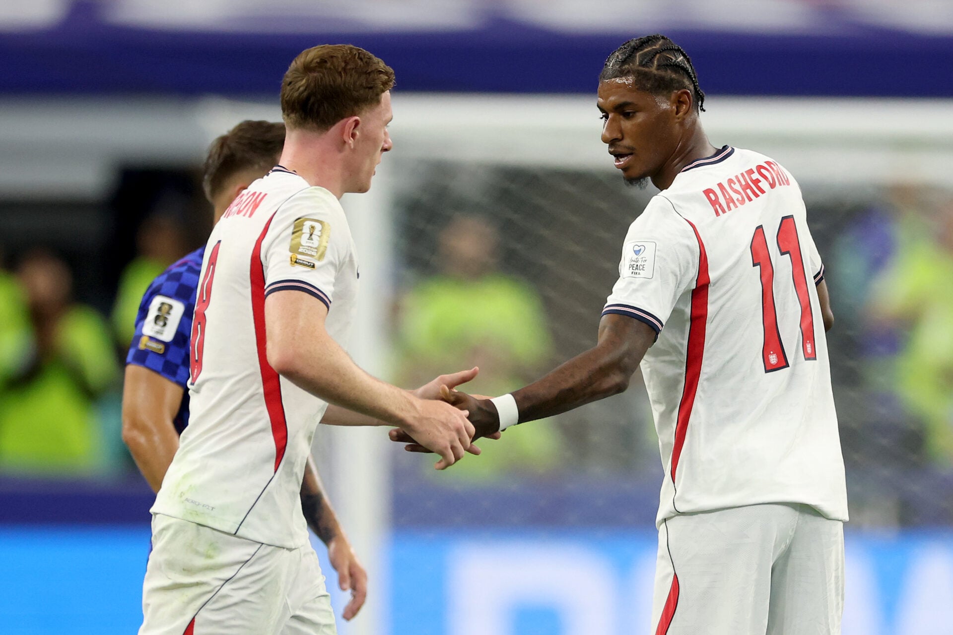 Elliot Anderson responde à mensagem de Marcus Rashford enquanto estrela do Man Utd comemora gol na Copa do Mundo