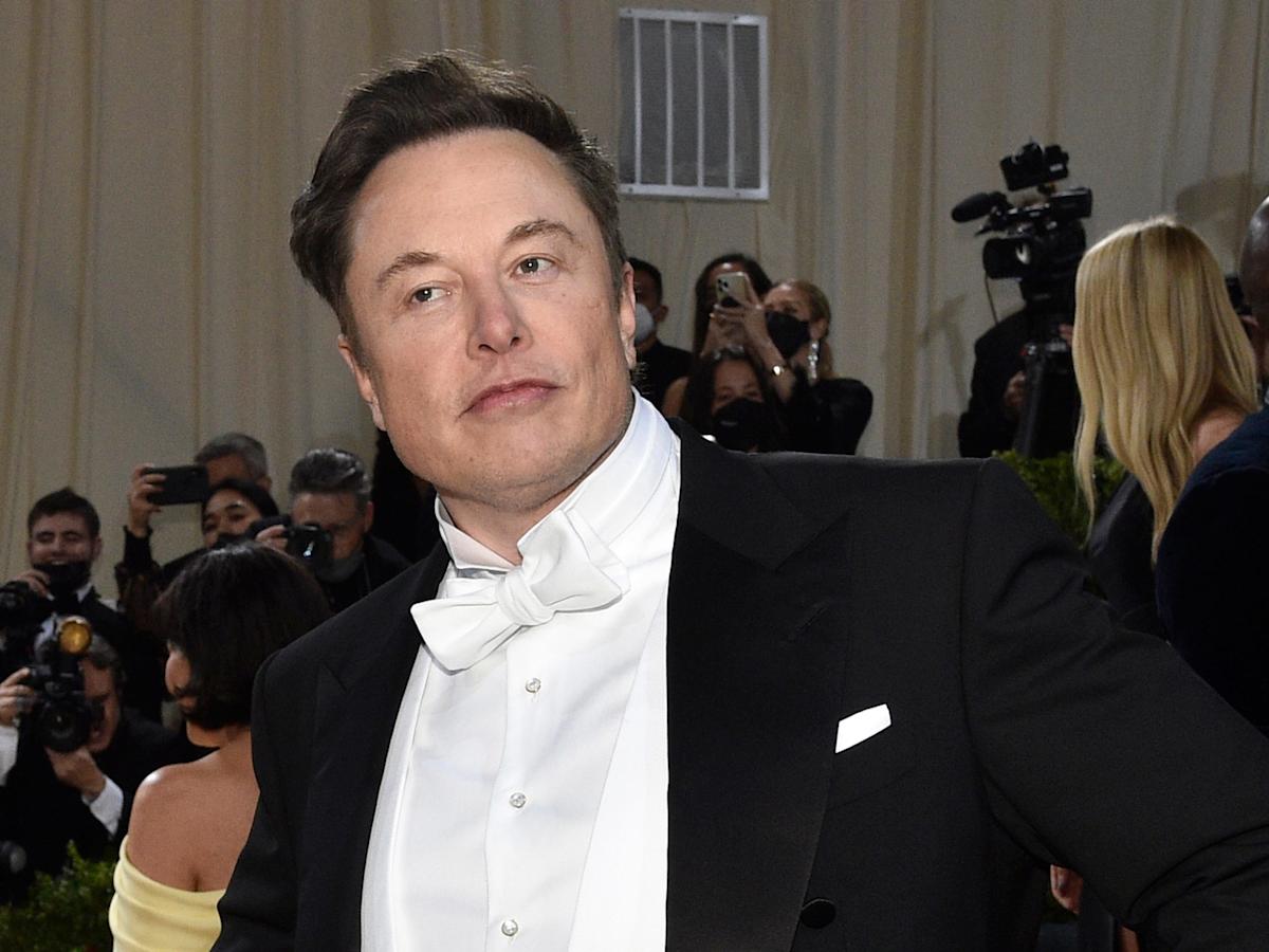 Elon Musk perde seu status de trilionário com o retorno das ações da SpaceX à Terra
