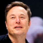 Elon Musk se torna o primeiro trilionário do mundo com IPO da SpaceX