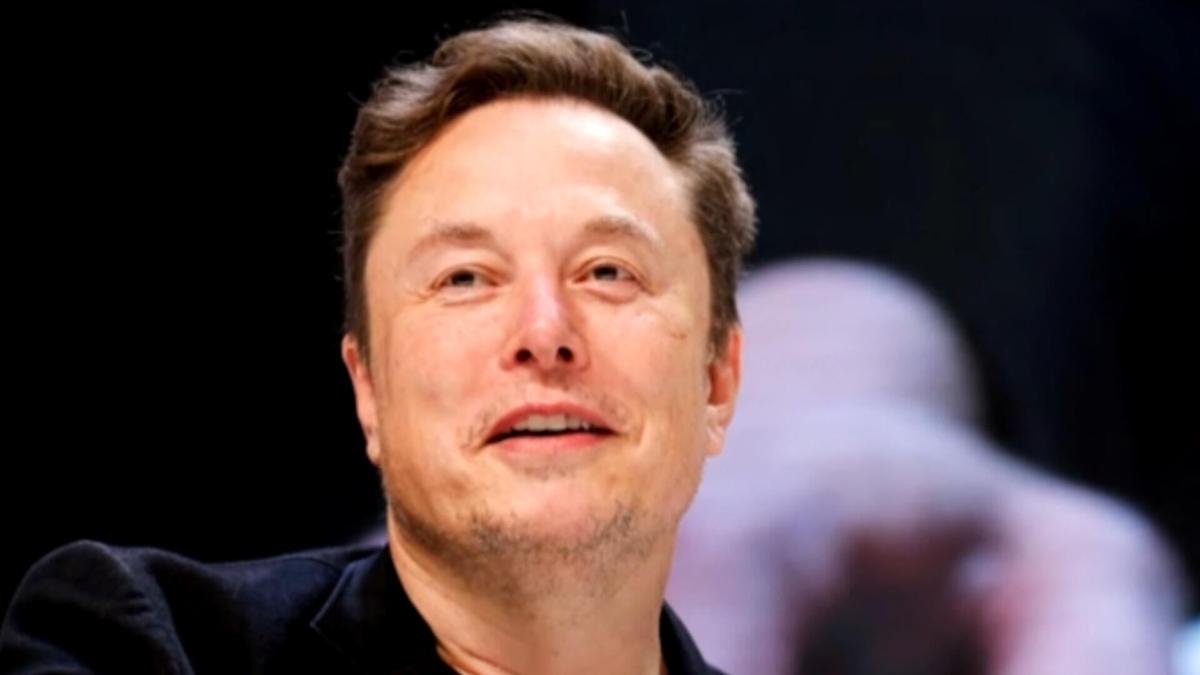 Elon Musk se torna o primeiro trilionário do mundo com IPO da SpaceX
