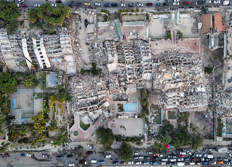 Engenheiros pedem que Venezuela audite habitações estatais após terremoto mortal