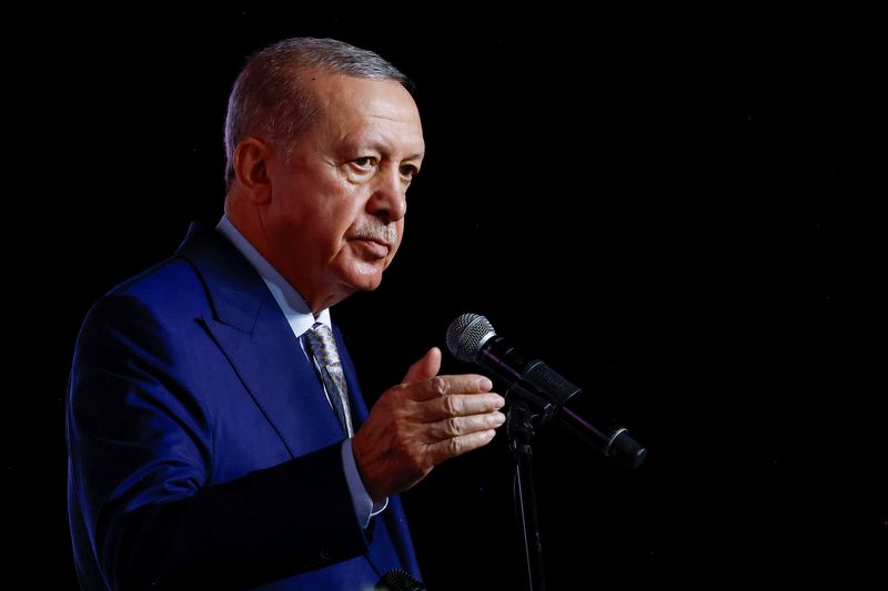 Erdogan diz que os ataques de Israel à Síria e ao Líbano também ameaçam a Turquia