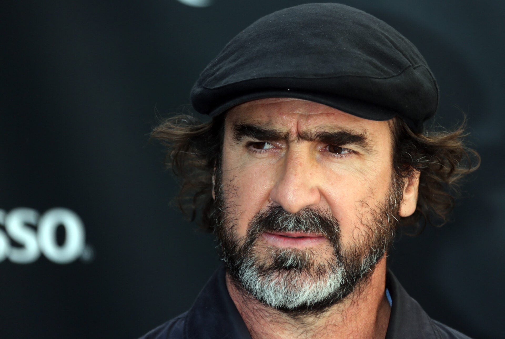 Eric Cantona declara quantos gols por temporada ele marcaria se jogasse na era atual