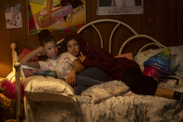 Estrela de 'Euphoria' aborda ausência na temporada final e reage à morte chocante