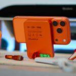 Eu construí o melhor iPhone Cosmic Orange para carregar todos os dias (Vídeo)