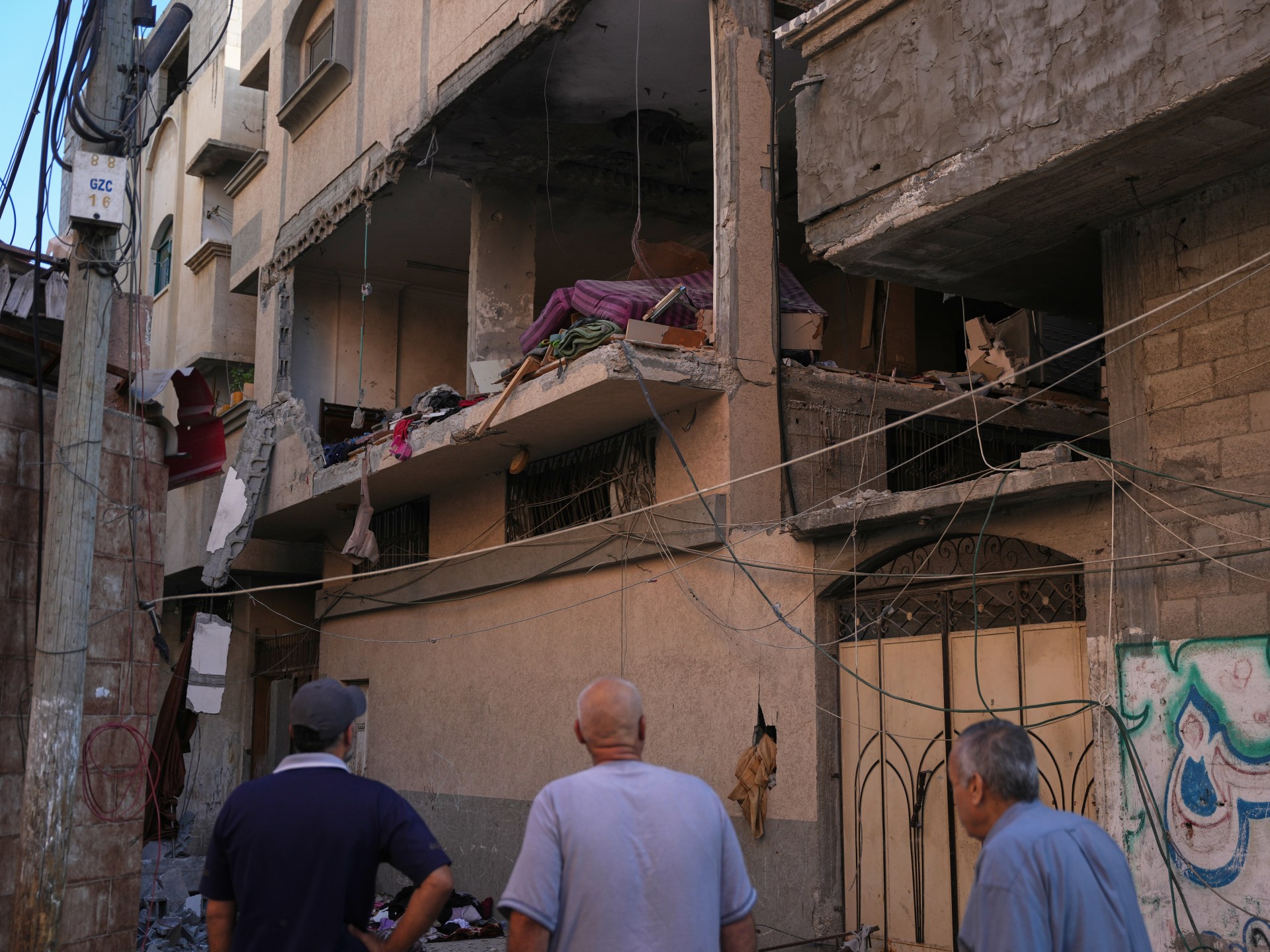 Família, incluindo duas filhas, morta em ataques israelenses em Gaza