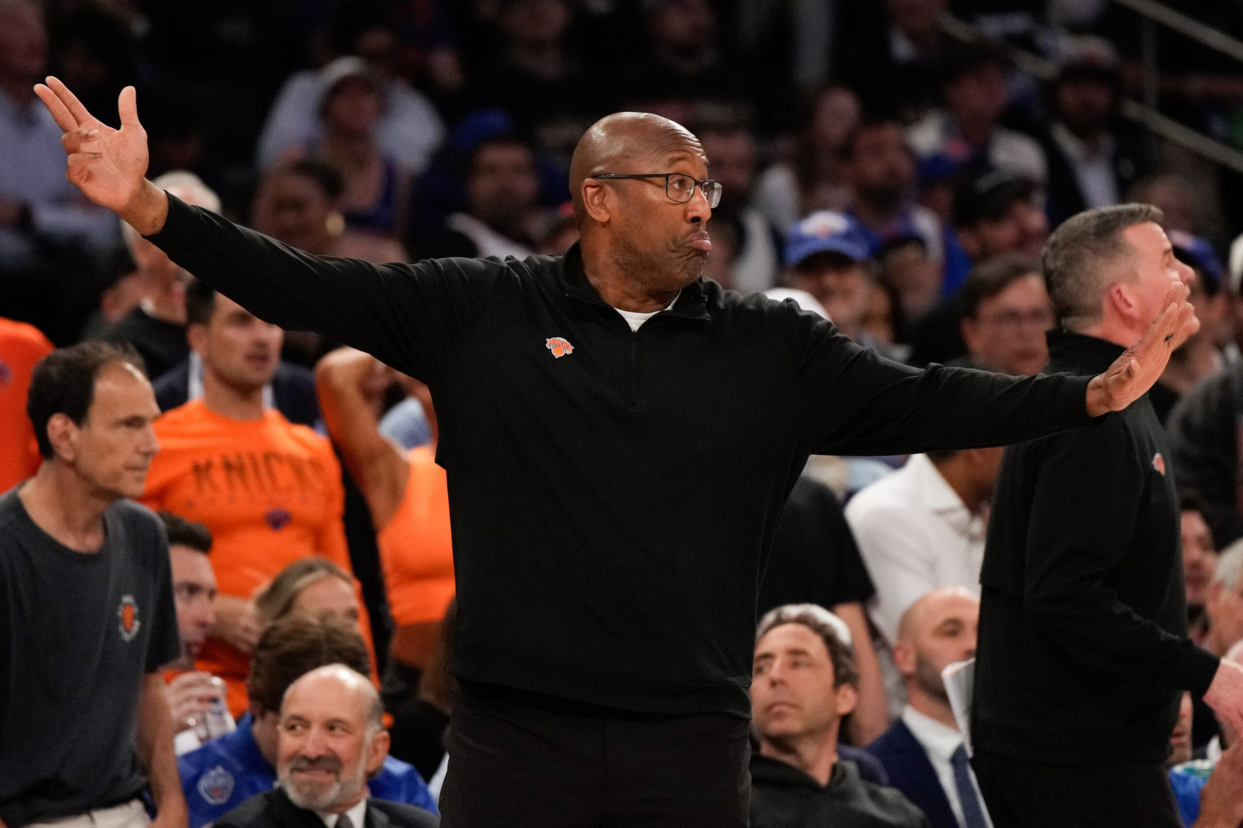 Treinador Mike Brown Knicks x Spurs NBA Finals Jogo 3