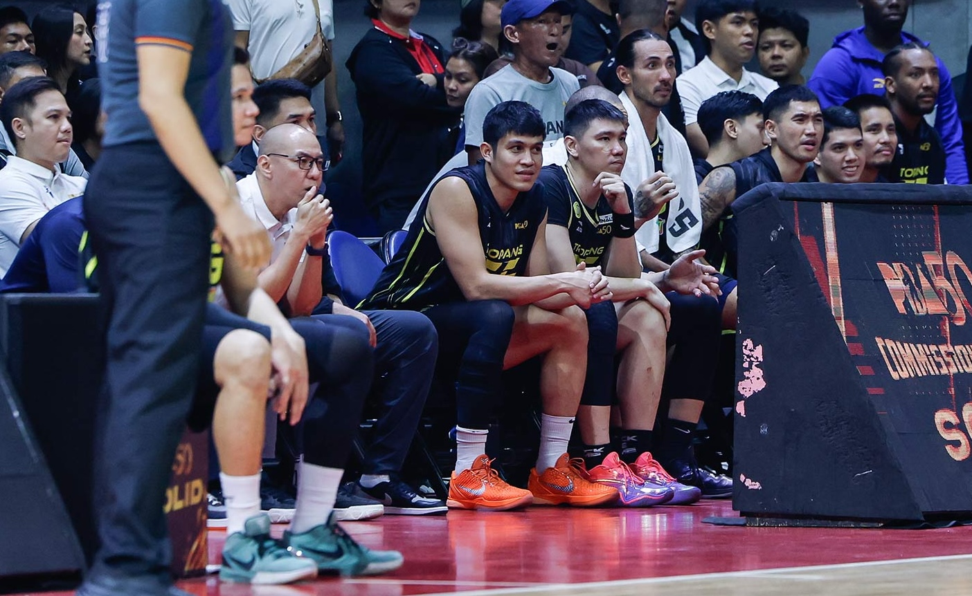 TNT Calvin Oftana Brandon Ganuelas-Rosser PBA Finais Jogo 7