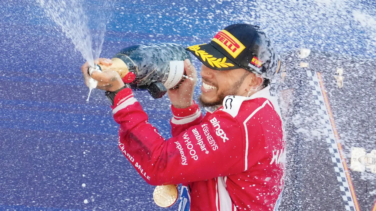 GP Barcelona-Catalunha: Hamilton conquista primeiro título desde que ingressou na Ferrari