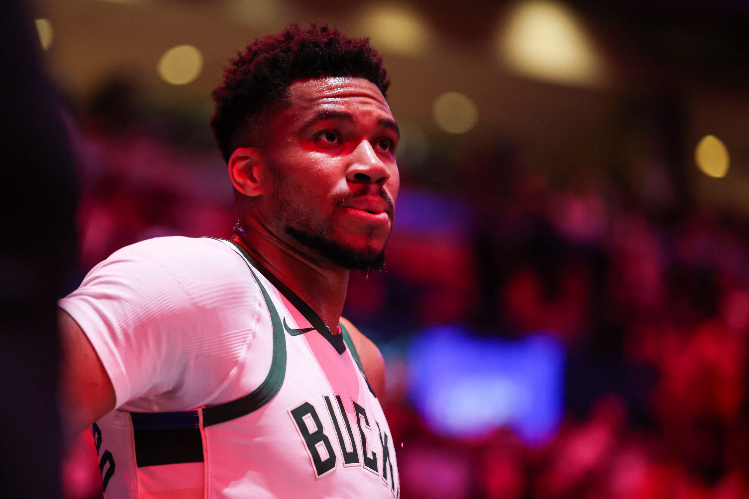 Giannis Antetokounmpo foi negociado com o Miami Heat da NBA